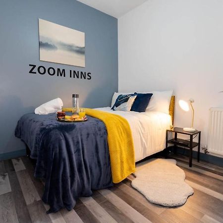 Autumn Oasis - Chic Studio In West Midlands Apartment Birmingham Bagian luar foto
